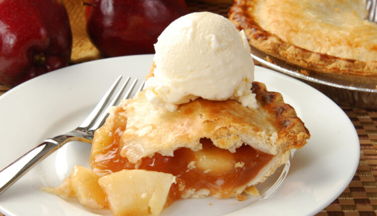 Greet July 4th with Apple Pie in the San Fernando Valley - Daily News

