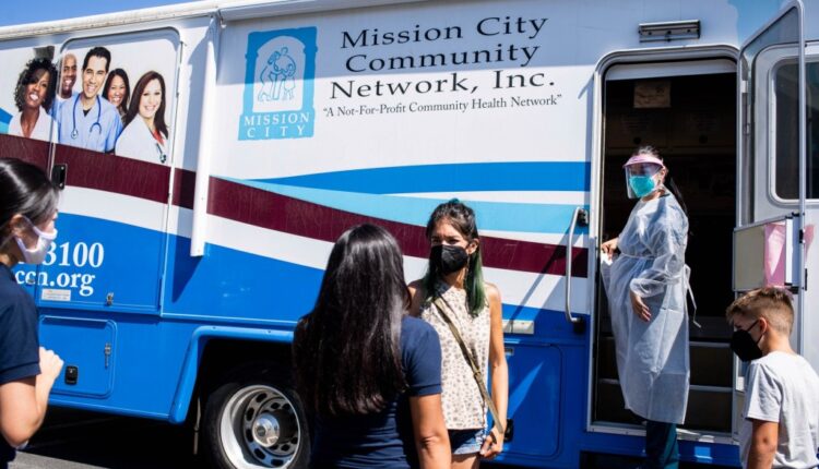 New Mobile Clinic Opens for the Underserved in Northwest San Fernando Valley - Daily News

