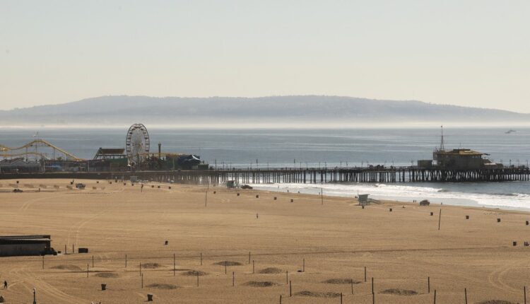 Bacteria bring warnings on Santa Monica Pier, Mother's Beach

