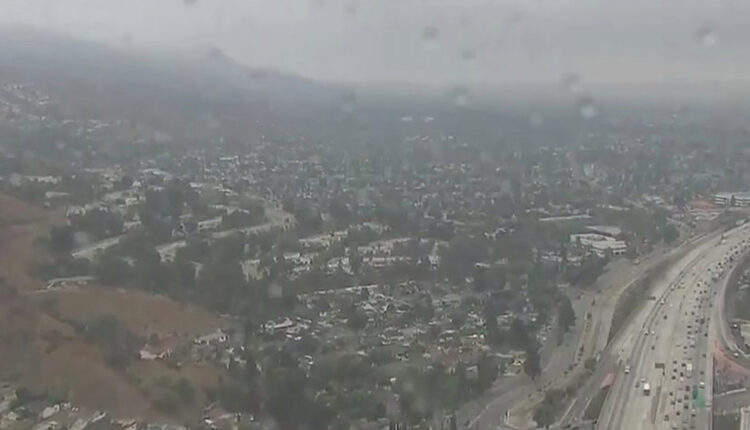 Southern California gets infrequent drizzle in mid-August, cooler temperatures - CBS Los Angeles


