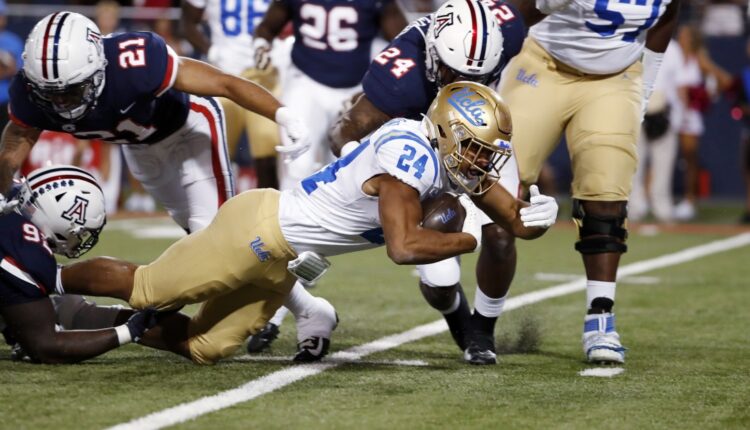 Brittain Brown and Zach Charbonnet win UCLA against Arizona

