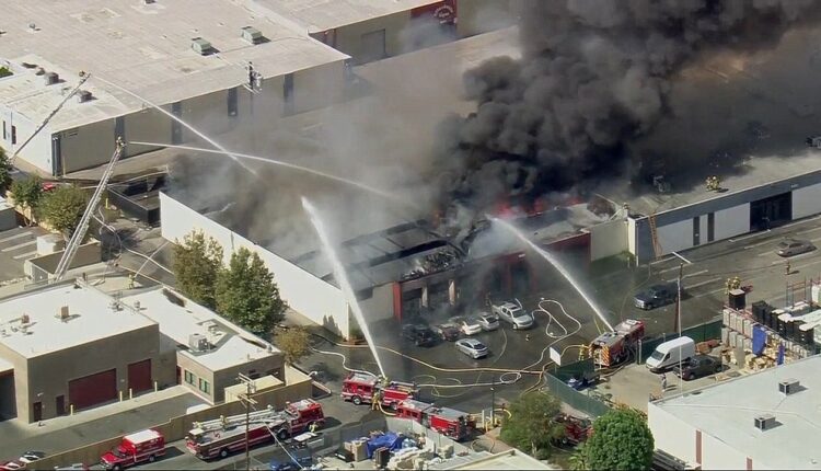 2 dead, 2 injured in a fire in a commercial building

