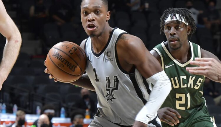 It's time for basketball: Spurs vs. Lakers

