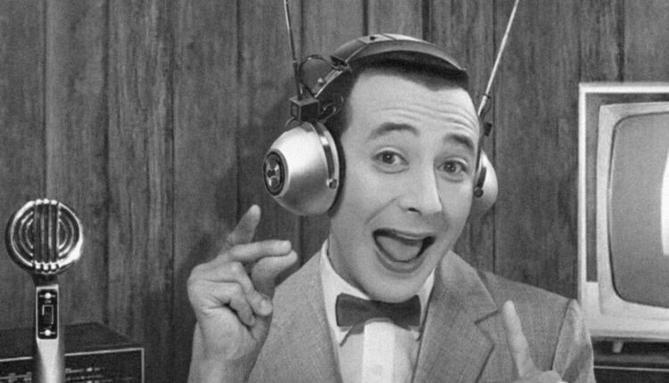 After the Twitter love affair, Pee-wee Herman will host the KCRW radio show

