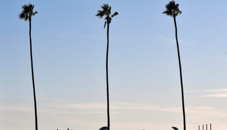 Newport Beach Breaks Daily High Temperature Mark on Dry, Windy Sunday - Orange County Register

