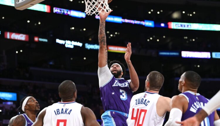 Los Angeles Lakers lose the Battle of Los Angeles to the Clippers

