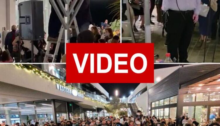New Target Store in Encino houses Menorah Lighting

