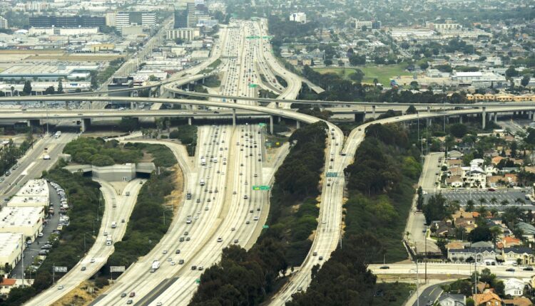 Putting together the construction of the 405 Freeway through the South Bay - Daily Breeze

