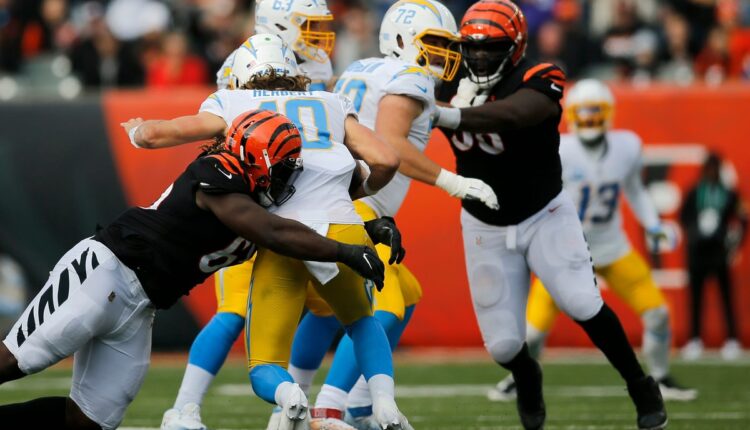   Justin Herbert Player Prop Betting for NFL Week 14 |  Los Angeles vs. New York 12/12/2021

