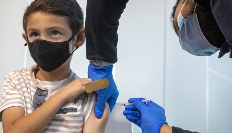  California ranks amid the surge in COVID.  a nationwide mask mandate

