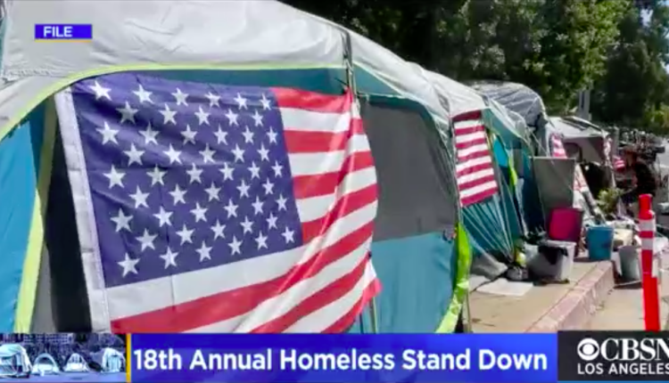 18th Annual Homeless Veterans Perform in Compton - CBS Los Angeles

