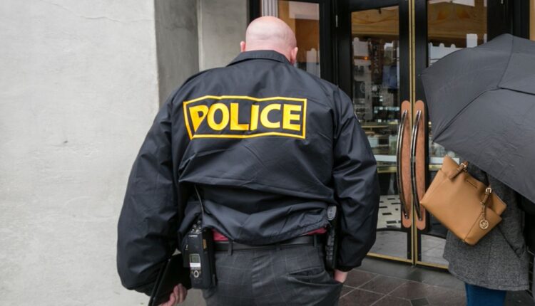 (AP Photo Damian Dovarganes)