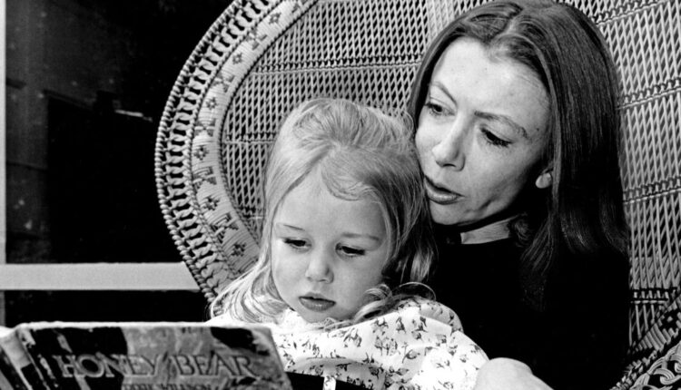 Joan Didion dies; writer chronicled culture with cool detachment