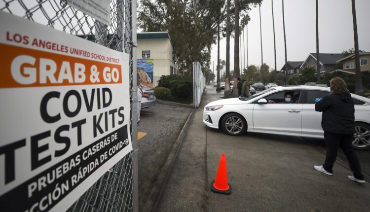 LA Unified Schools open amid high Omicron rates

