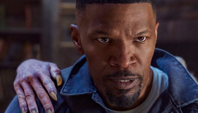 Day Shift Image Shows Jamie Foxx Battling Vampires on Netflix
