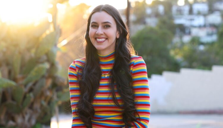 Taylor Lorenz talks about that journalism branding controversy