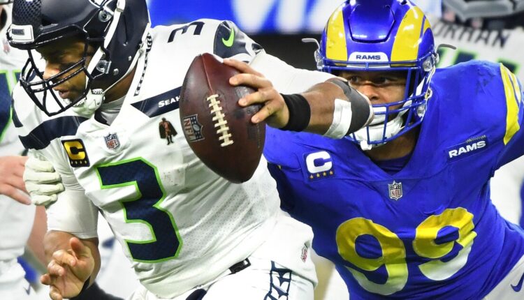  Seahawks trade Russell Wilson to Broncos;  Packers-Rodgers deal
