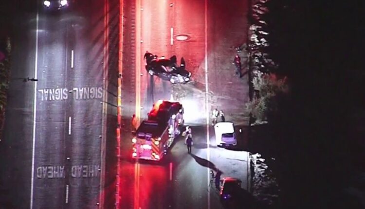 Car Falls Off Embankment Into Ocean in Pacific Palisades – NBC Los Angeles
