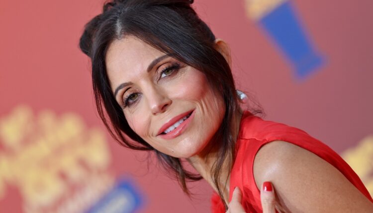 Bethenny Frankel in Bathing Suit is in "Weekend Mode" — Celebwell

