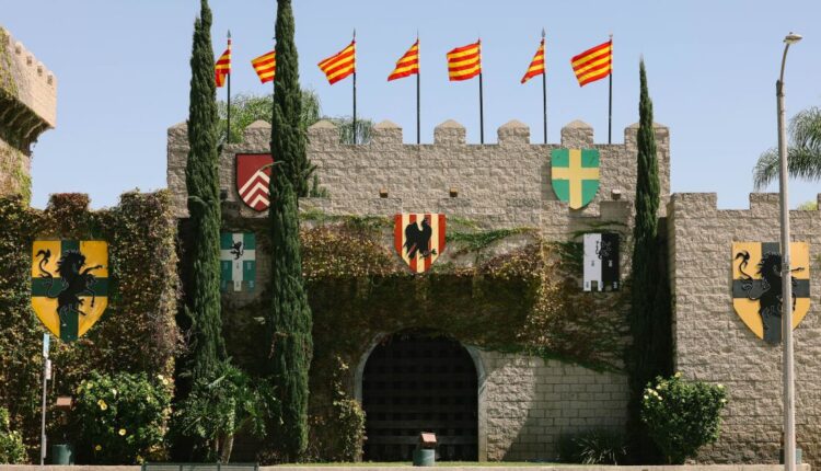The union boom reaches the Medieval Times dungeon
