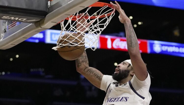 Anthony Davis dominates with LeBron out as Lakers defeat Nets
