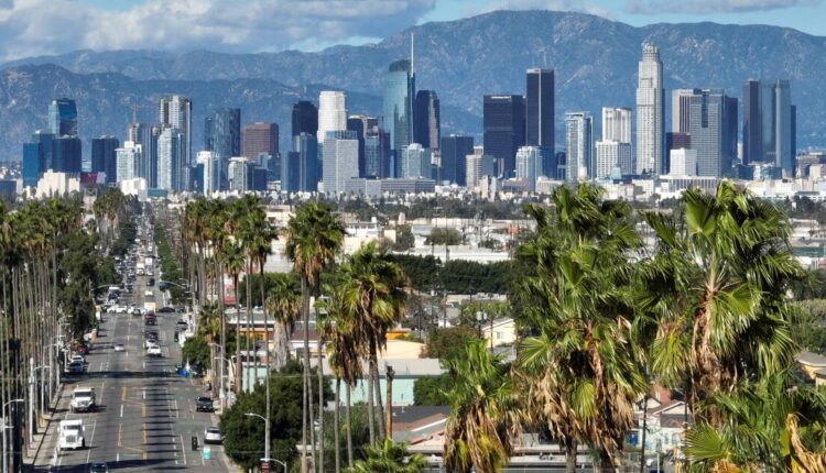 Southern California braces for strong Santa Ana winds
