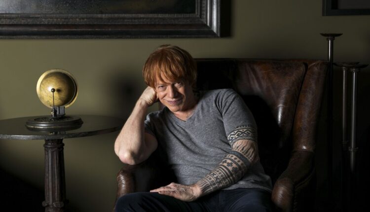 How many Danny Elfman's worked on 'White Noise'?
