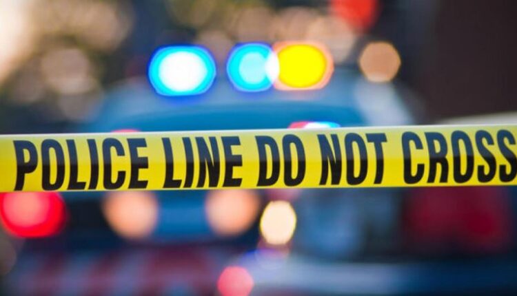 Los Angeles police investigating body found at Encino golf course

