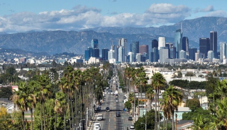Santa Ana Winds Are in SoCal's Thanksgiving Day Forecast – NBC Los Angeles
