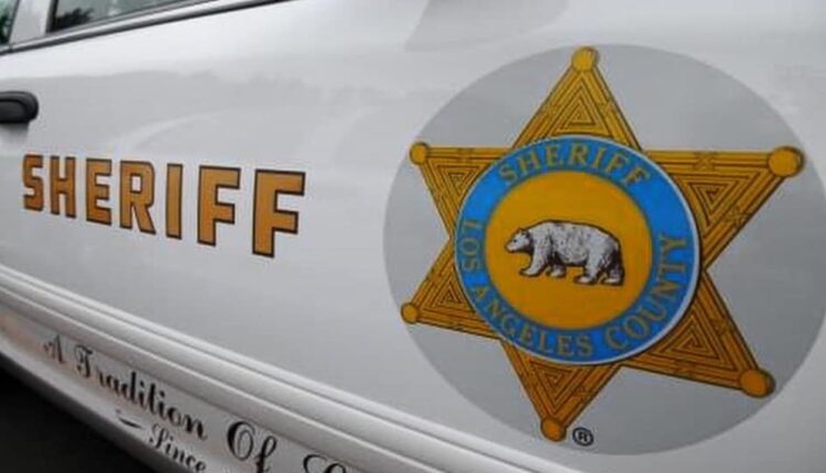  Body found north of Malibu;  Mulholland Highway closed in Santa Monica Mountains
