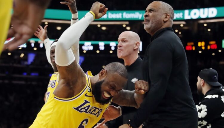 LeBron James, Lakers in disbelief over no-foul call vs. Celtics
