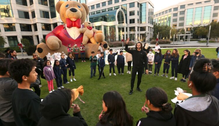 As many work from home, office landlords roll out entertainment to entice tenants
